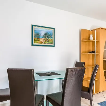 Apartman Aleksandra *